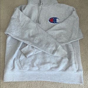 Champion hoodie !